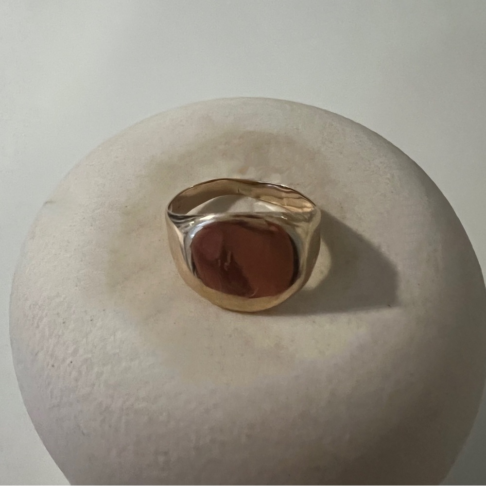 Solid 10k yellow gold vintage signet ring in US size 6